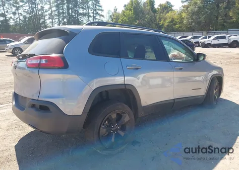 2018 Jeep Cherokee Latitude Fwd из США, поврежденный, VIN 1C4PJLCB5JD557393